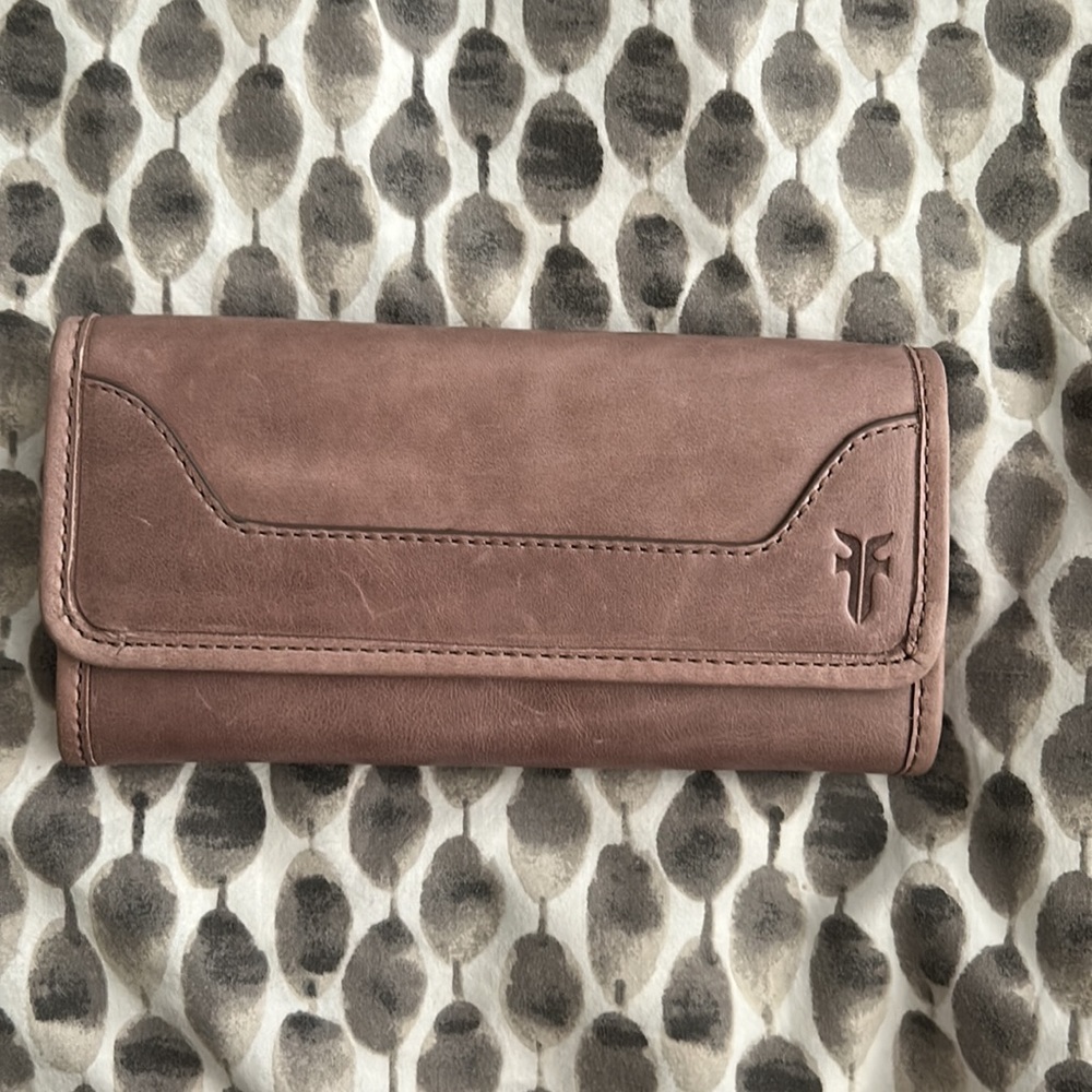 Frye Melissa Wallet Mushroom